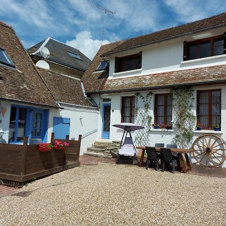 Trie-Château Chez Robinsヴィラ エクステリア 写真