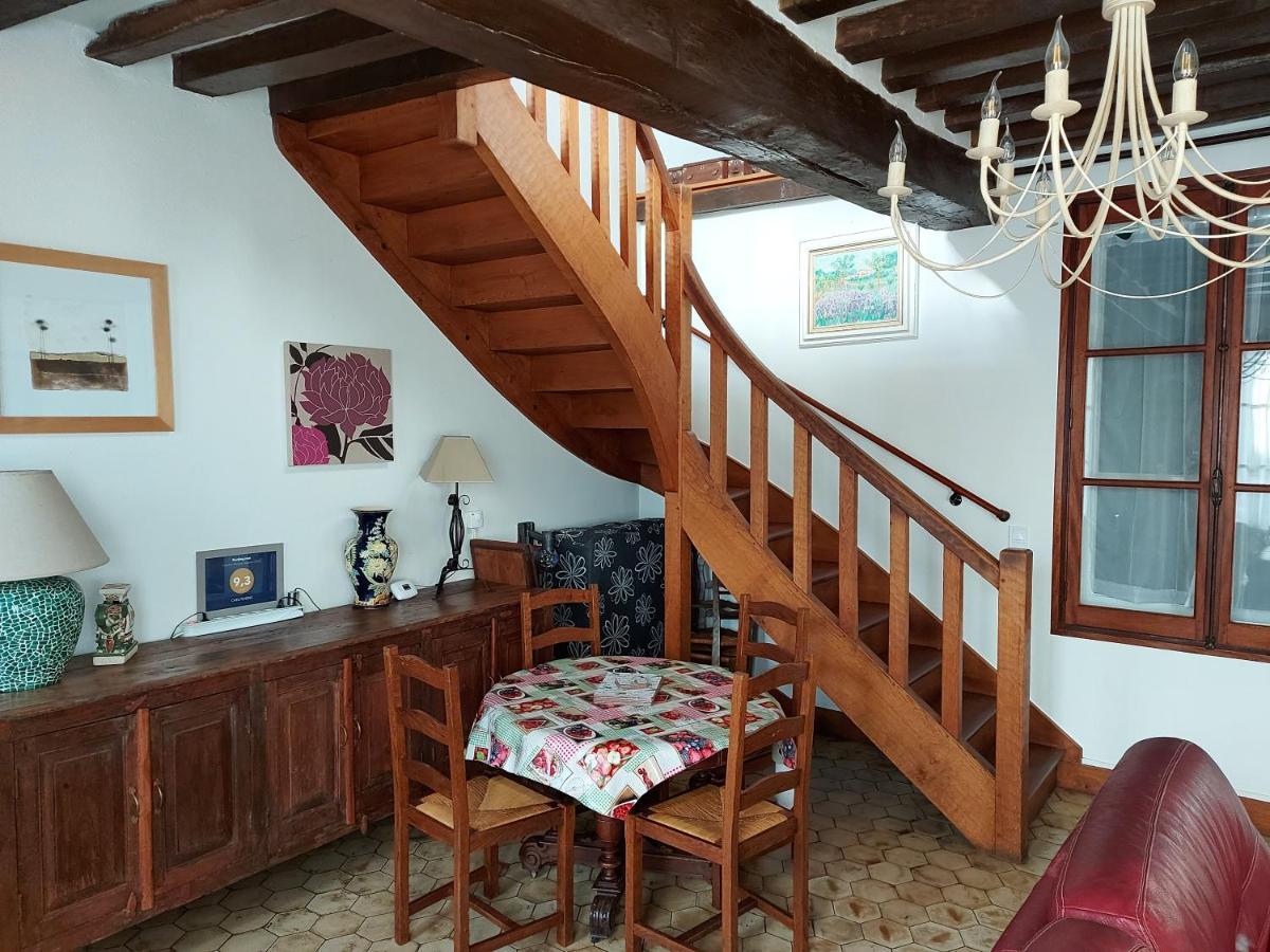Trie-Château Chez Robinsヴィラ エクステリア 写真