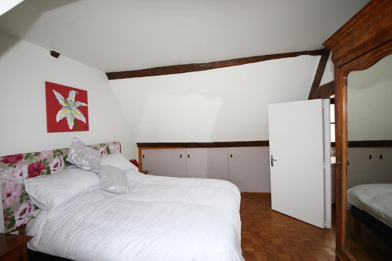 Trie-Château Chez Robinsヴィラ エクステリア 写真