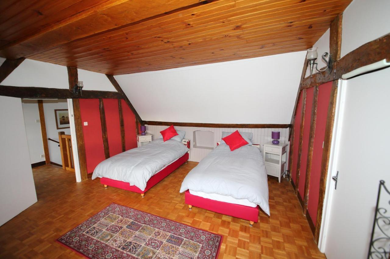 Trie-Château Chez Robinsヴィラ エクステリア 写真