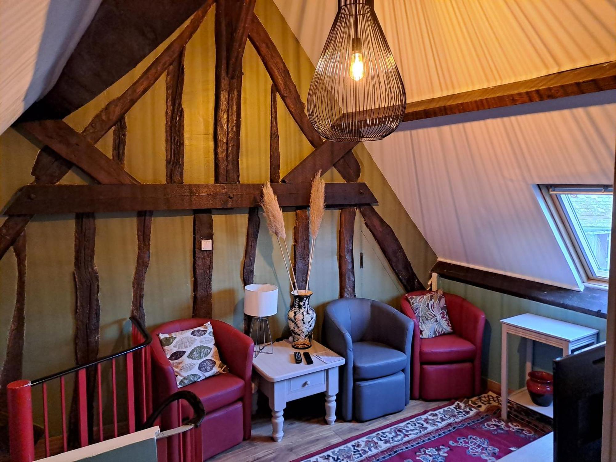 Trie-Château Chez Robinsヴィラ 部屋 写真